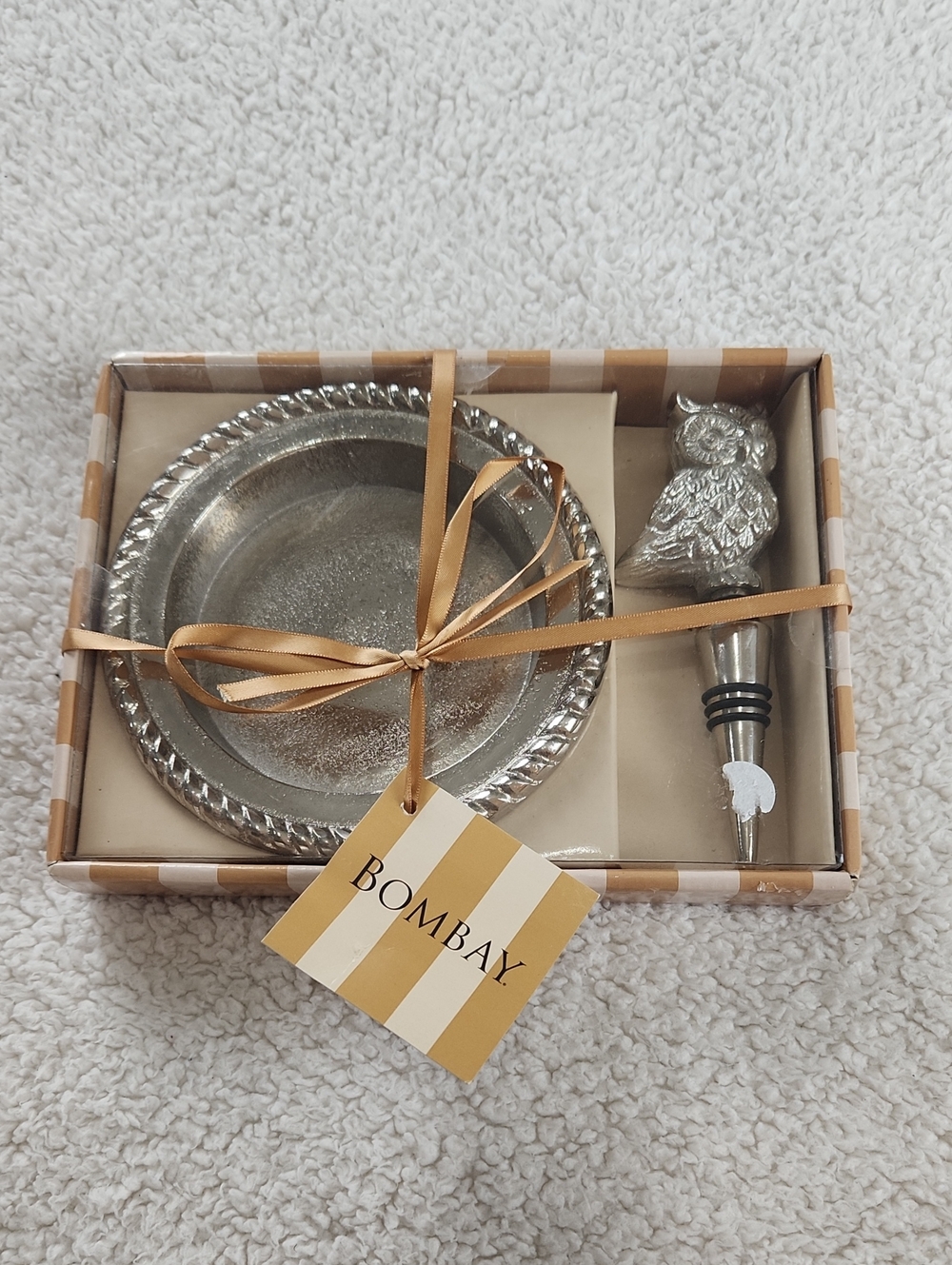 Bombay Silver Owl Bottle Stopper & Tray Gift Set